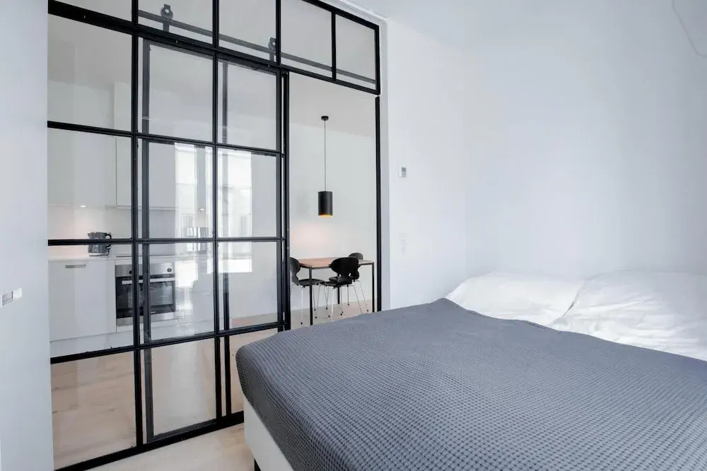 Cool 1-bed w new Yorker Vibes and Private Terrace