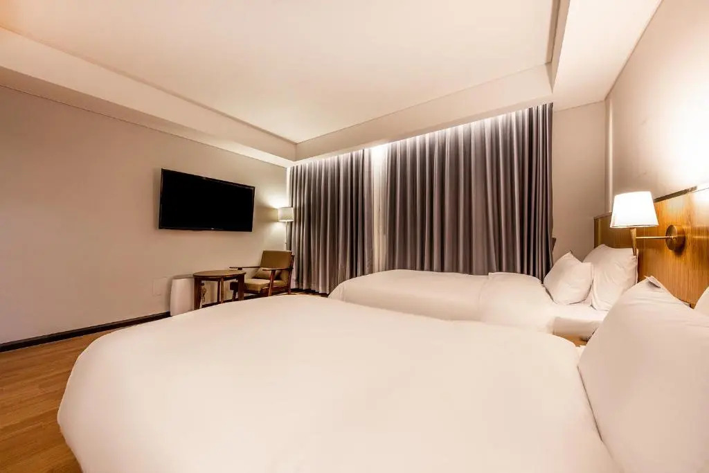 Hotel the Hill