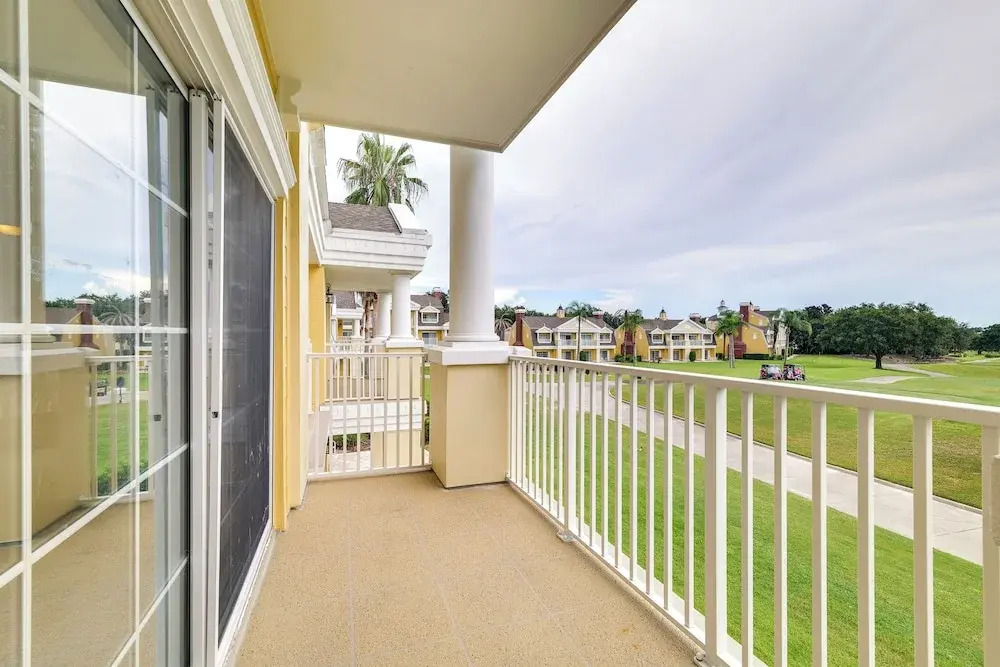 Golf Views: Kissimmee Condo on Reunion Course