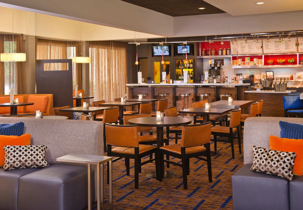 Courtyard by Marriott Raleigh Midtown