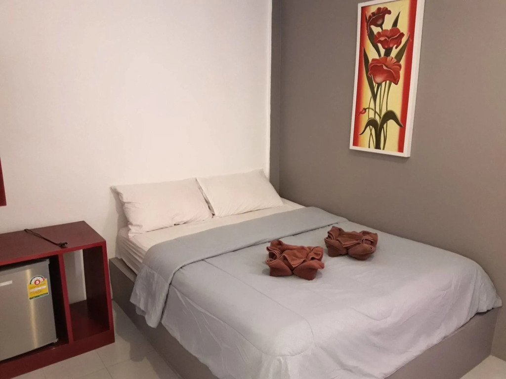 Hugs Guesthouse