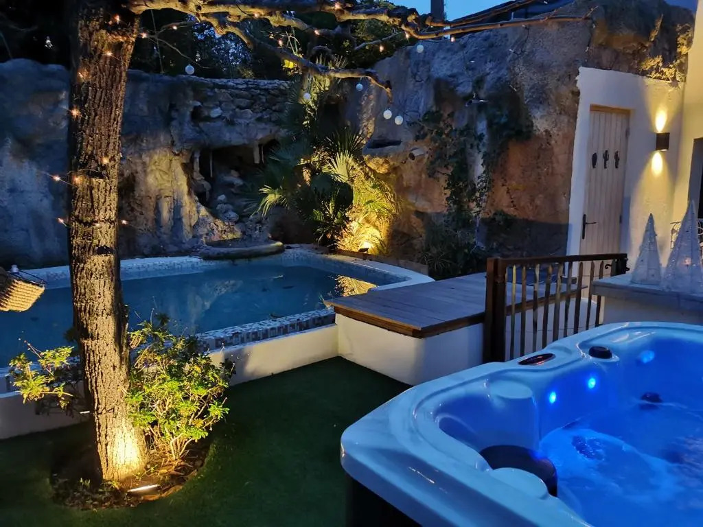 Casa Louise Suites and Spas privatifs
