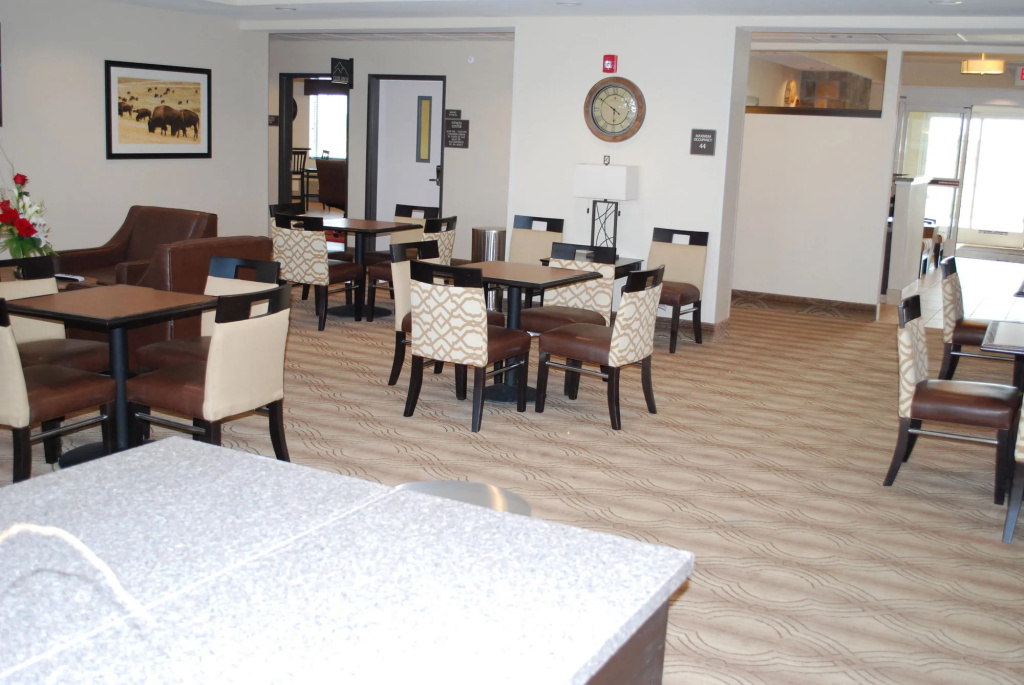 Landmark Suites - Williston