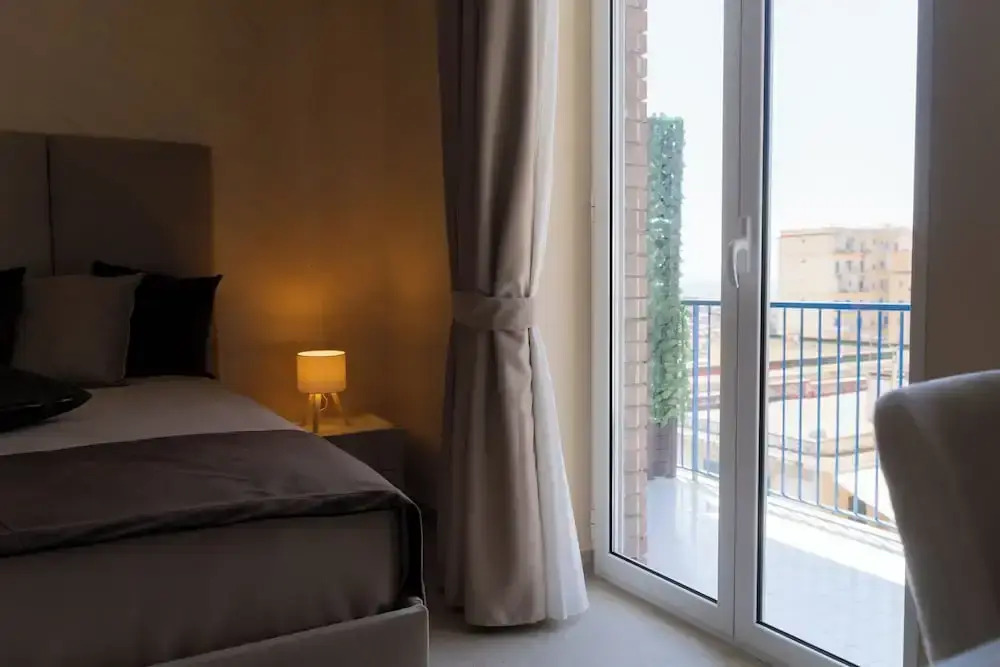 Partenopes House