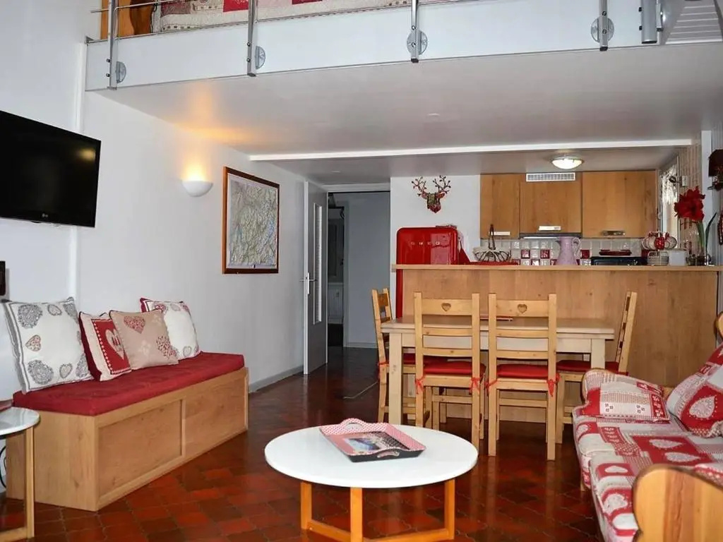 Appartement Le Grand-Bornand, 3 pièces, 7 personnes - FR-1-241-203