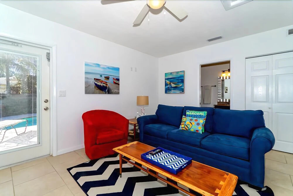 Paradise Cottage 2 Bedrooms 2 Bathrooms Home