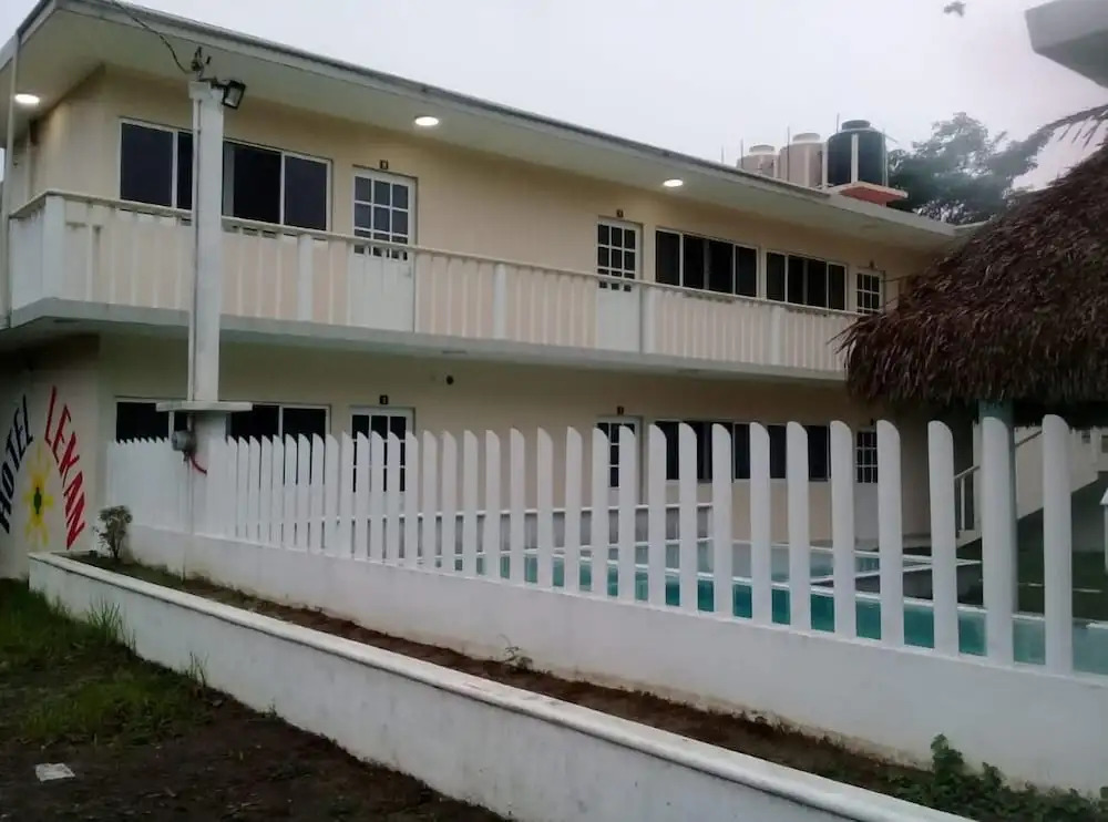Hotel Lekan