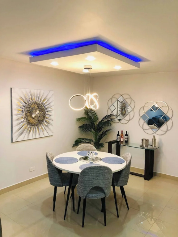 Isla Verde Beachfront Retreat With Parking
