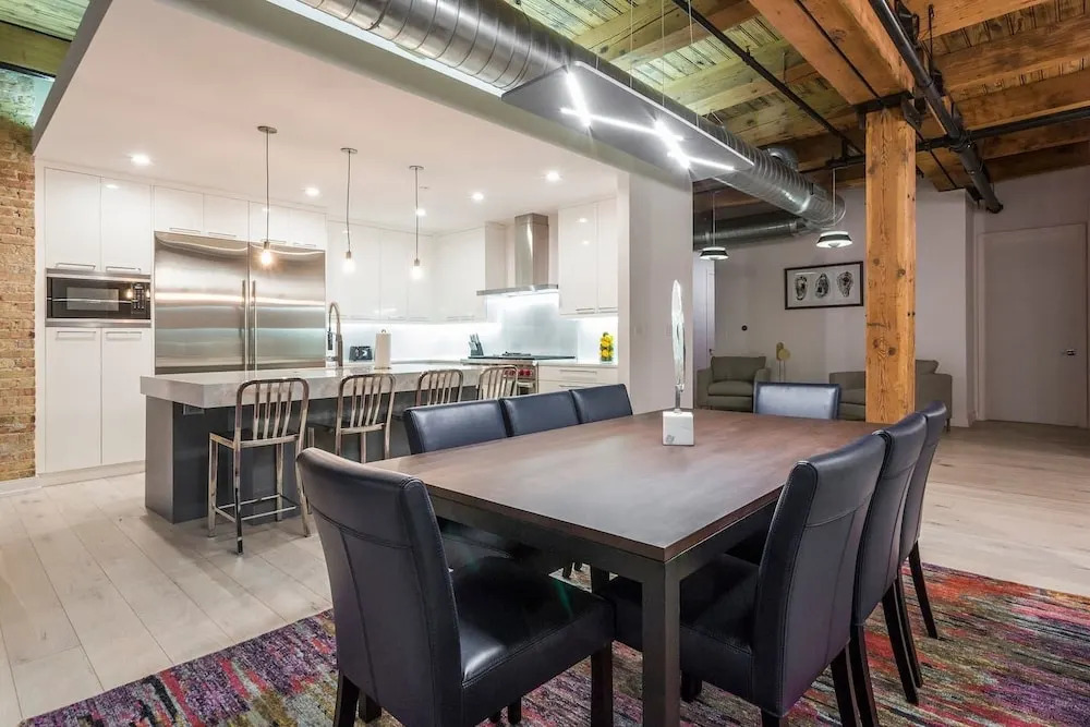 Breathtaking 6 BDR Luxury Condo Downtown Chicago