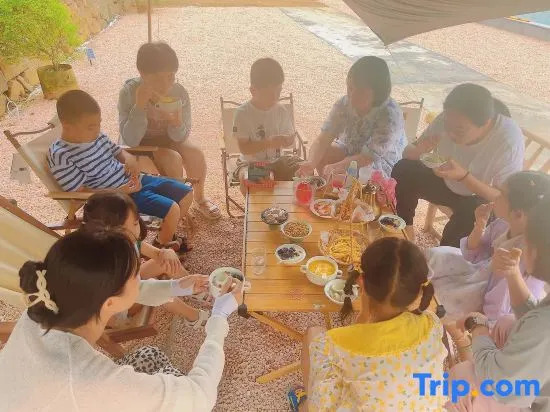 Xiaowa's family wild luxury party group building parent-child homestay