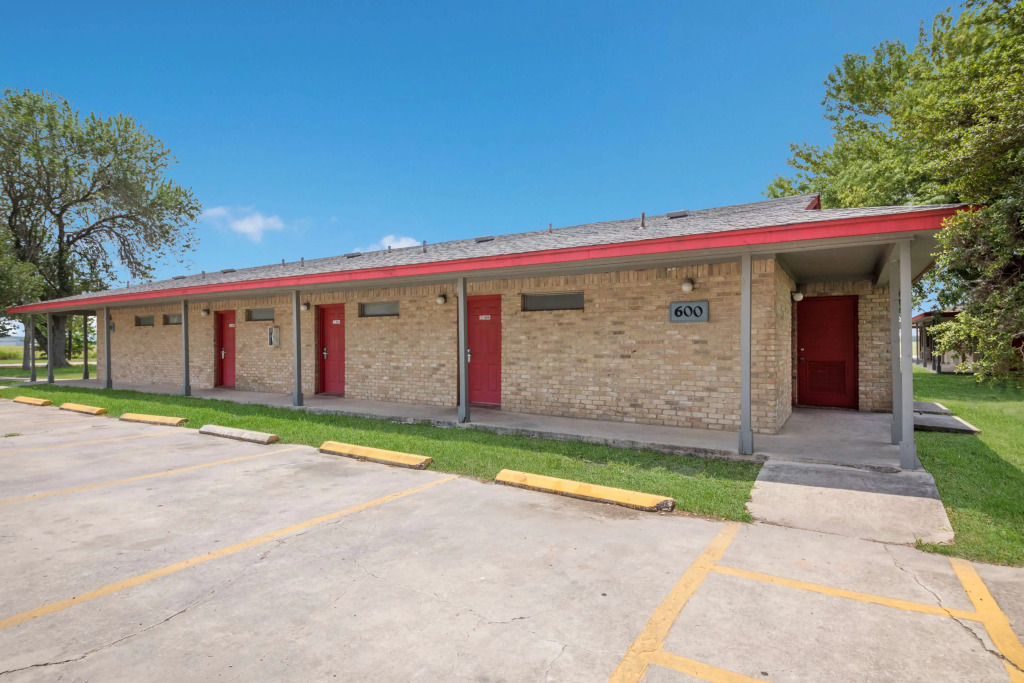 Americas Best Value Inn Lockhart TX