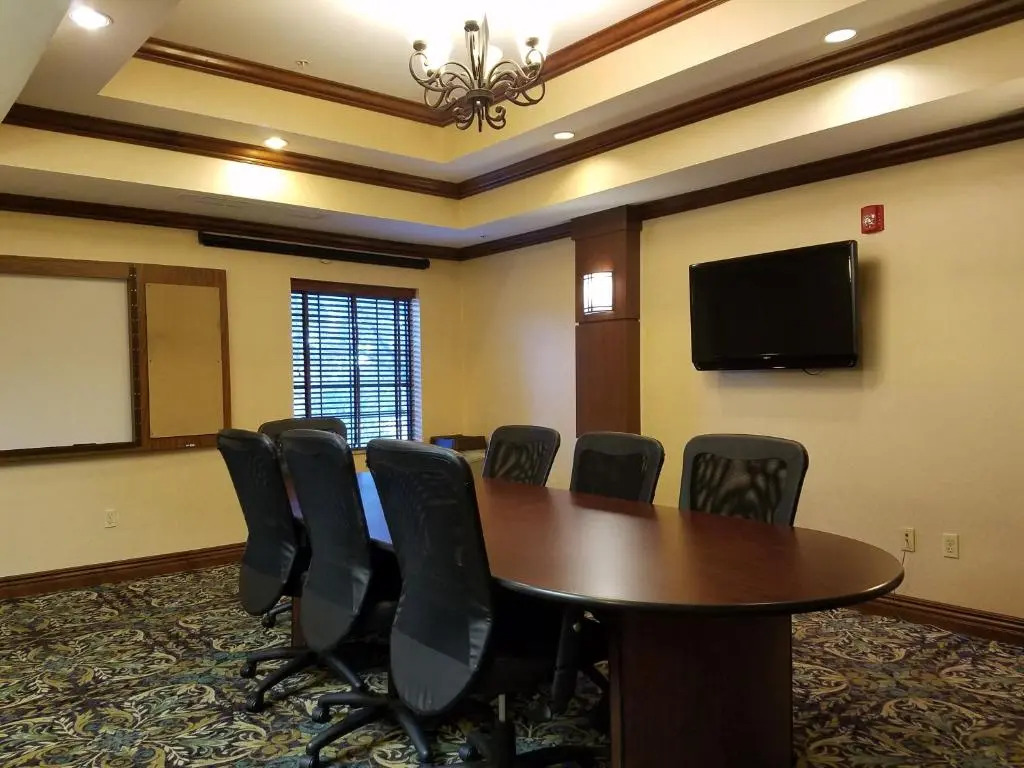 Staybridge Suites Rogers - Bentonville by IHG