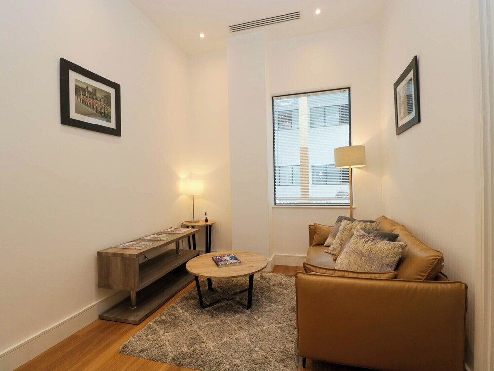 Flat 53