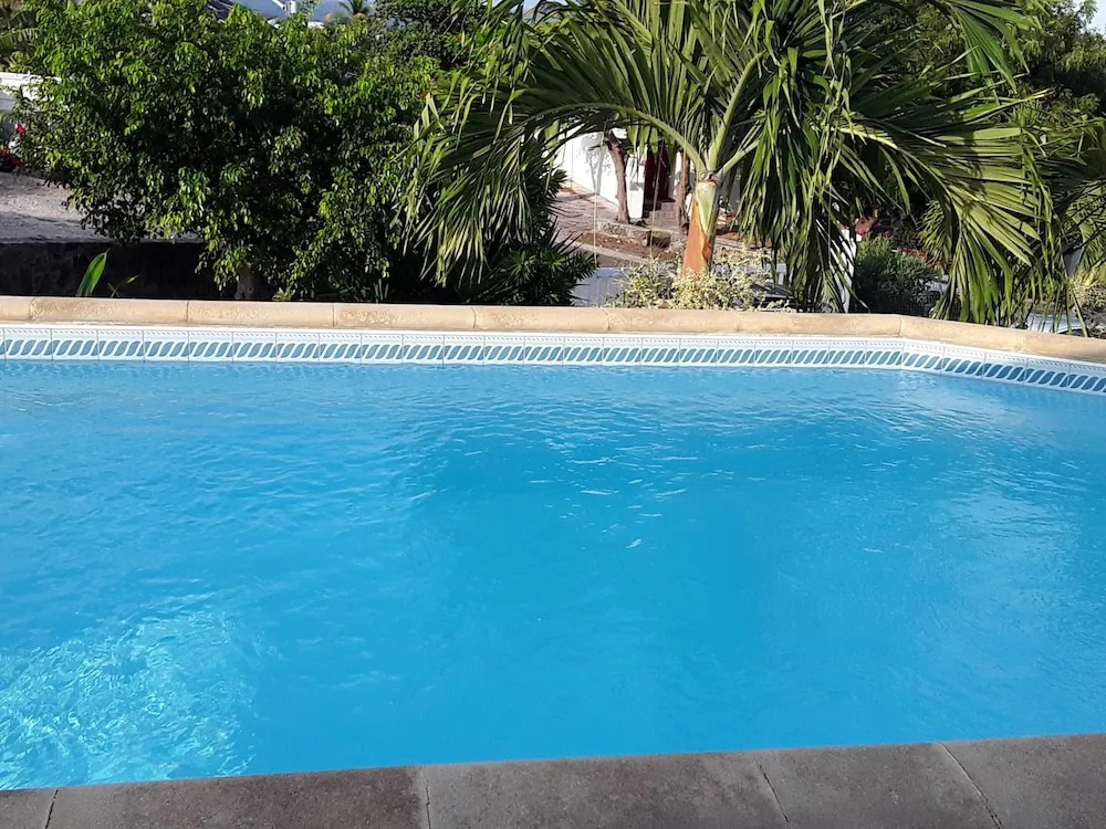 Villa With 3 Bedrooms in Saint Martin, With Wonderful sea View, Private Pool, Enclosed Garden - 2 km From the Beach