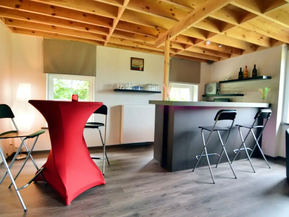 Garden-view Holiday Home in La Roche-en-ardenne