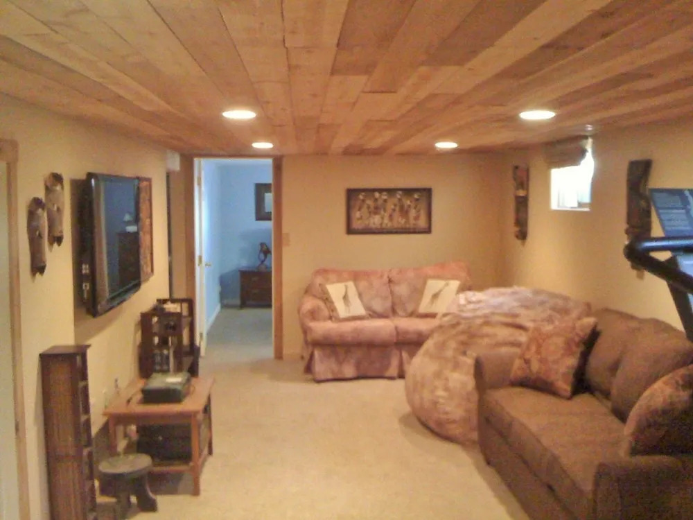 Downtown 4-Bedroom Home with a Big Back yard