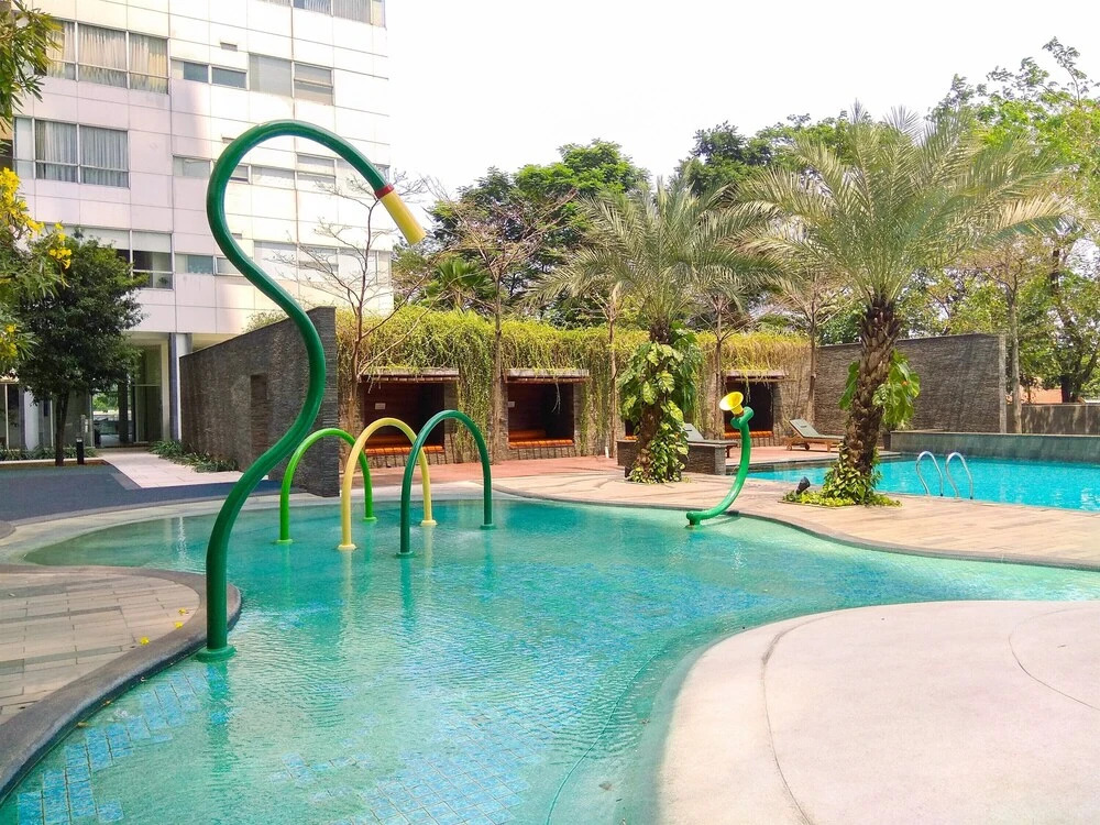 Modern 2BR Apartment at 1 Park Residence with Maid Room