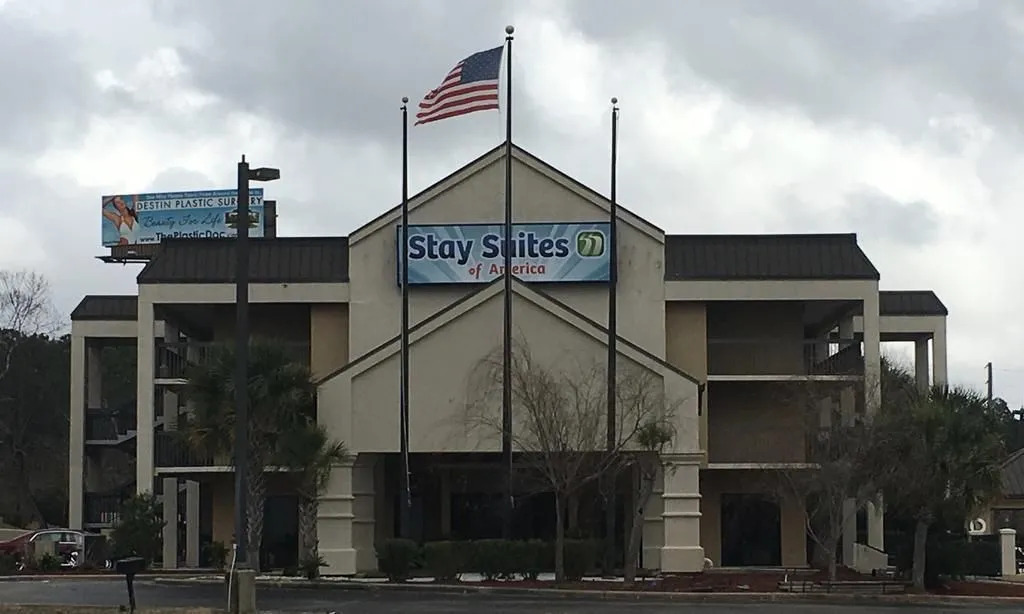 Home Town Inn & Suites