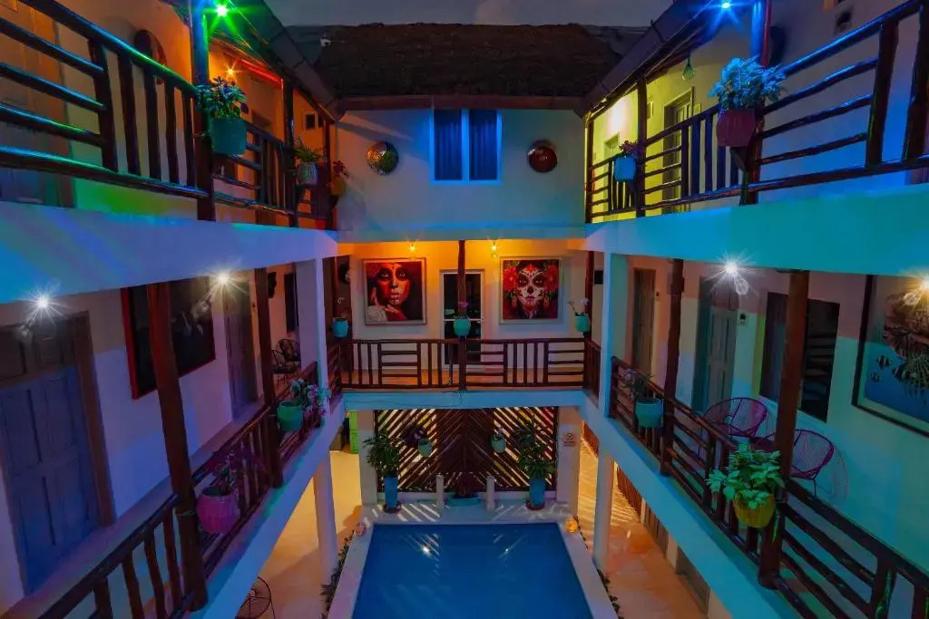 Mestizo Gallery