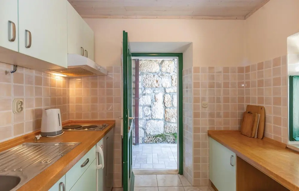 Two-Bedroom Holiday Home In Tucepi