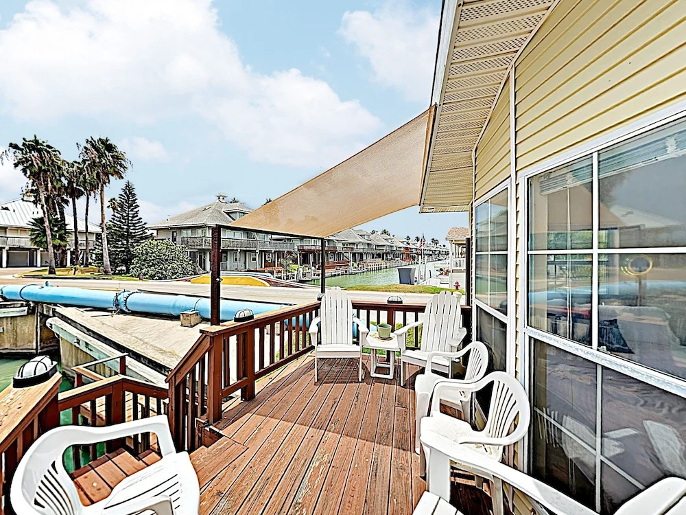 819 Port Isabel - 2 Br Cottage