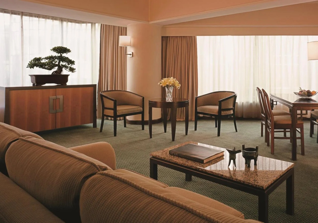 Shangri-La Golden Flower, Xian