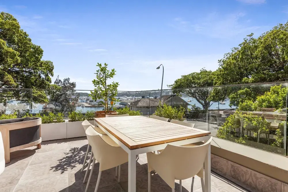 Superb 2-bed Apartment Facing Rose Bay Marina