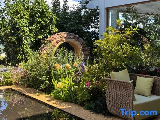 Wuye Mountain Residence Garden Homestay