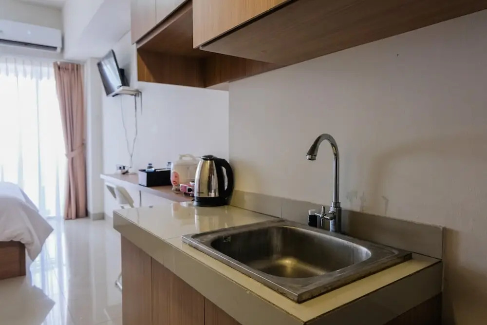 Modern and Comfy Studio Parkland Avenue Apartment