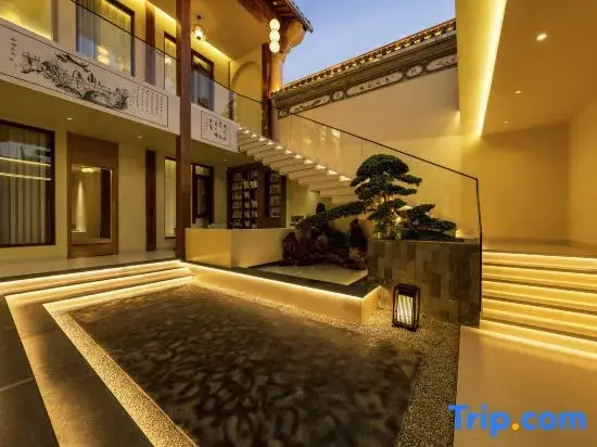 Yun Jing Xi Pan Hot Spring Homestay