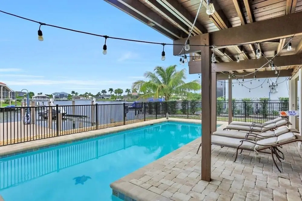 Ct. 1672 Marco Island Vacation Rentals 3 Bedroom Home