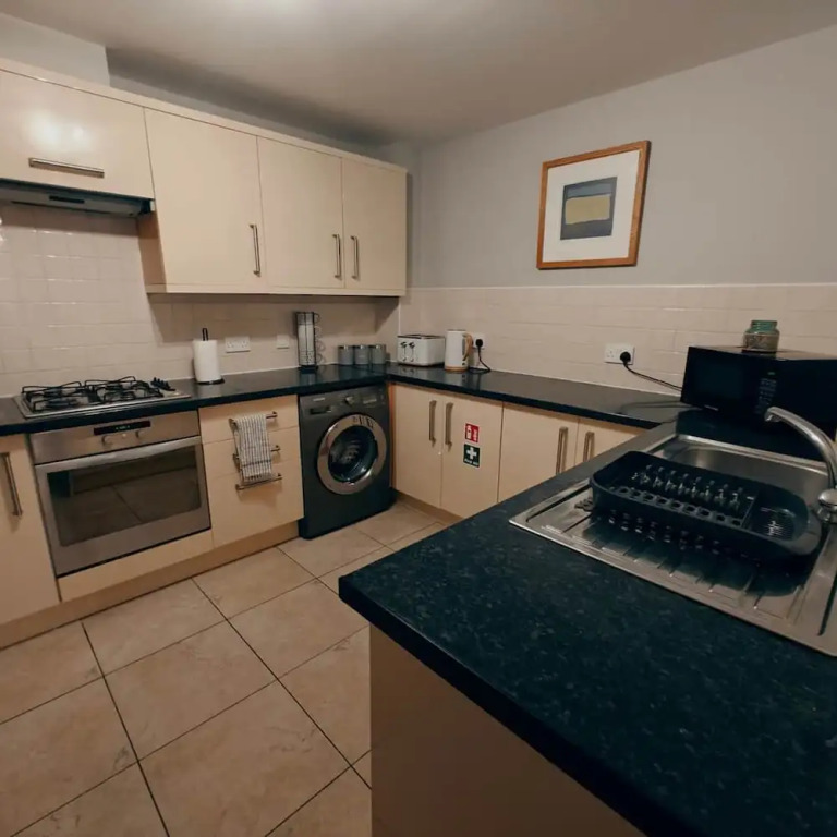 2BR Spacious City Centre Apartment