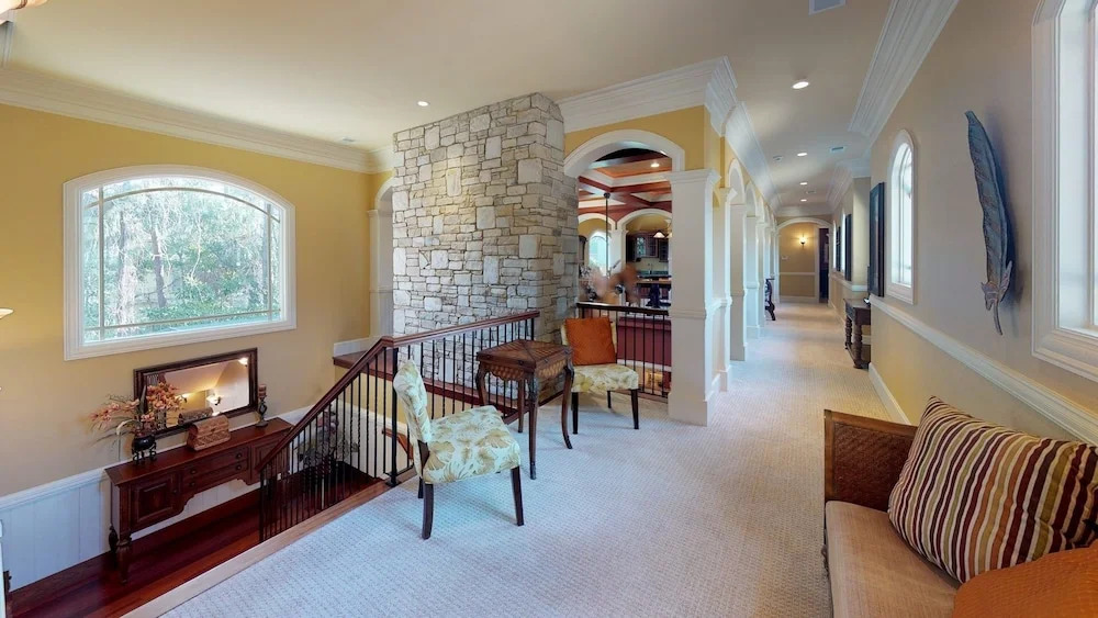 23 Pelican 6 Bedroom Home