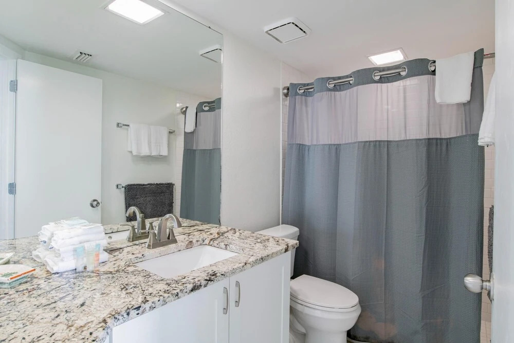 Windward Pointe 1402