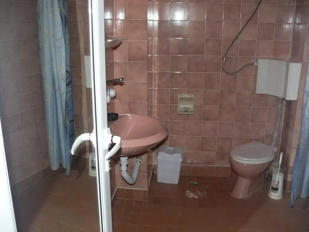 Stedi Guest House