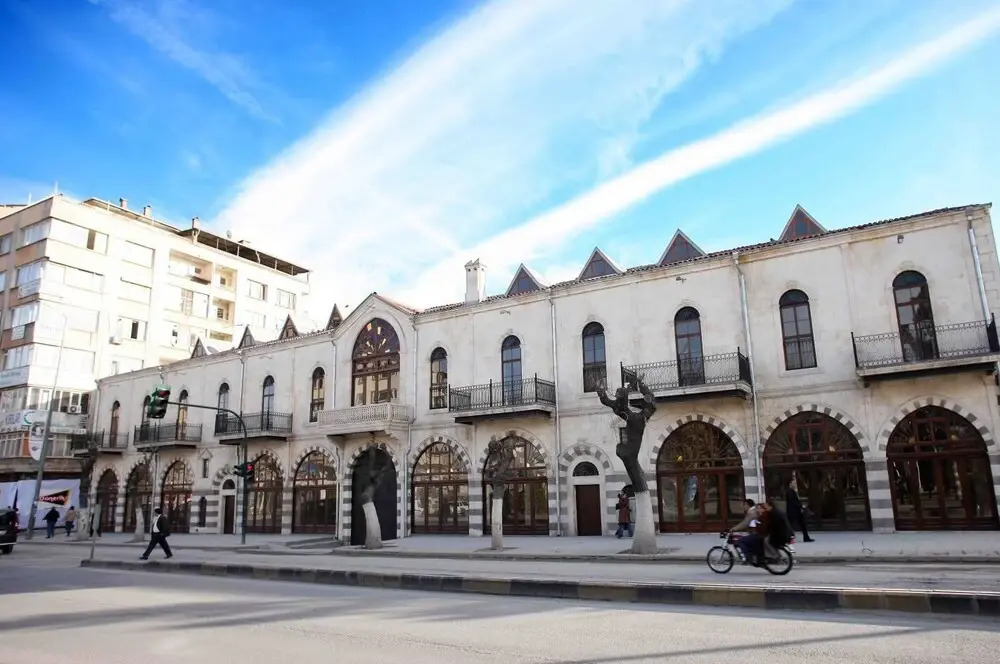 Hotel Gazi̇