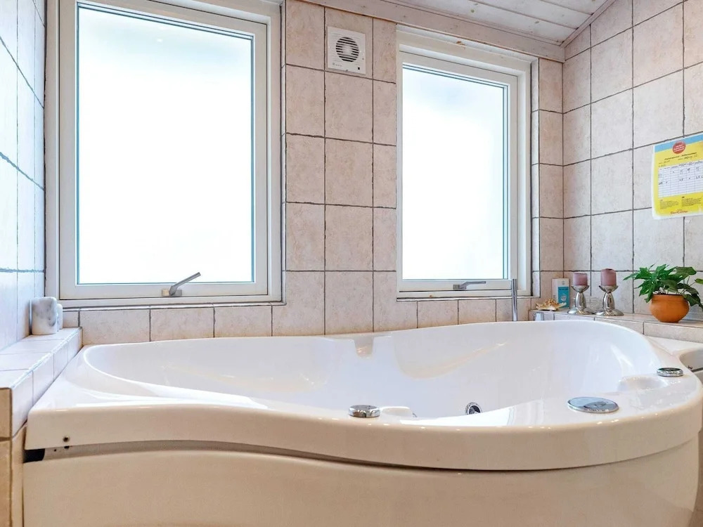 6 Person Holiday Home in Albaek