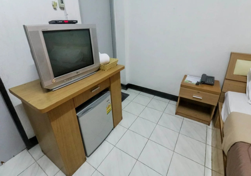 NIDA Rooms Chomthong Siam Silk