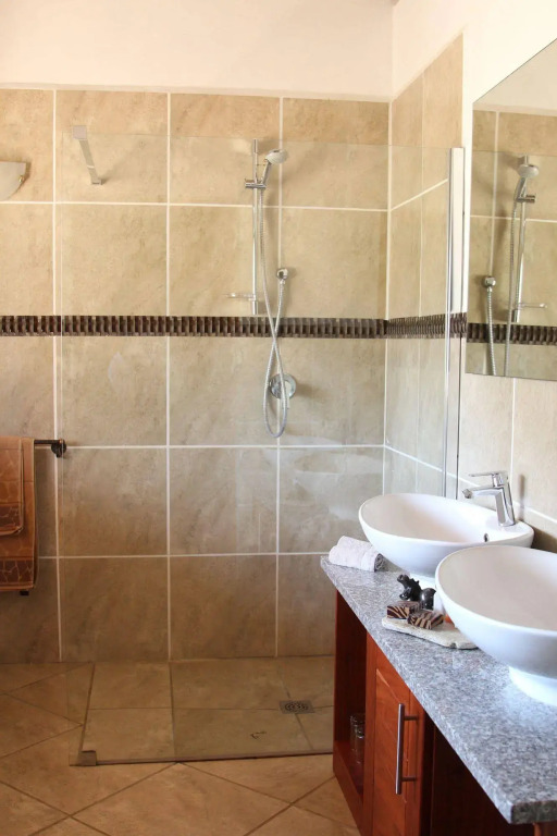 Kubu Safari Lodge