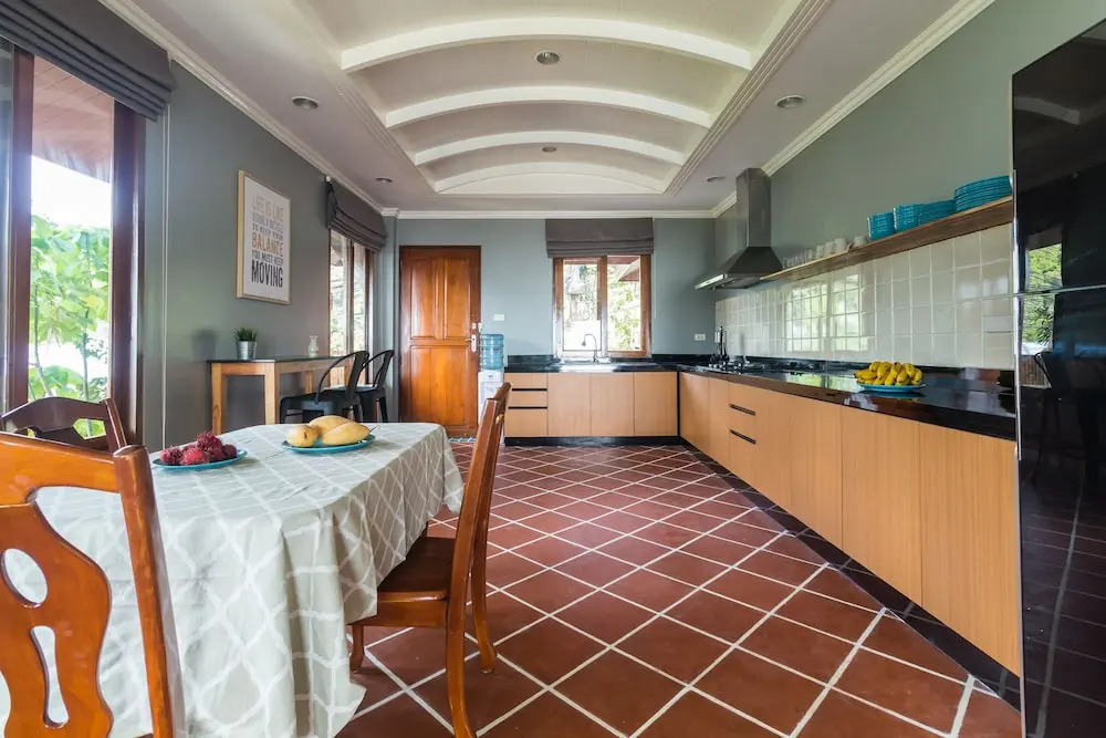 Hassippi Villa by Lofty