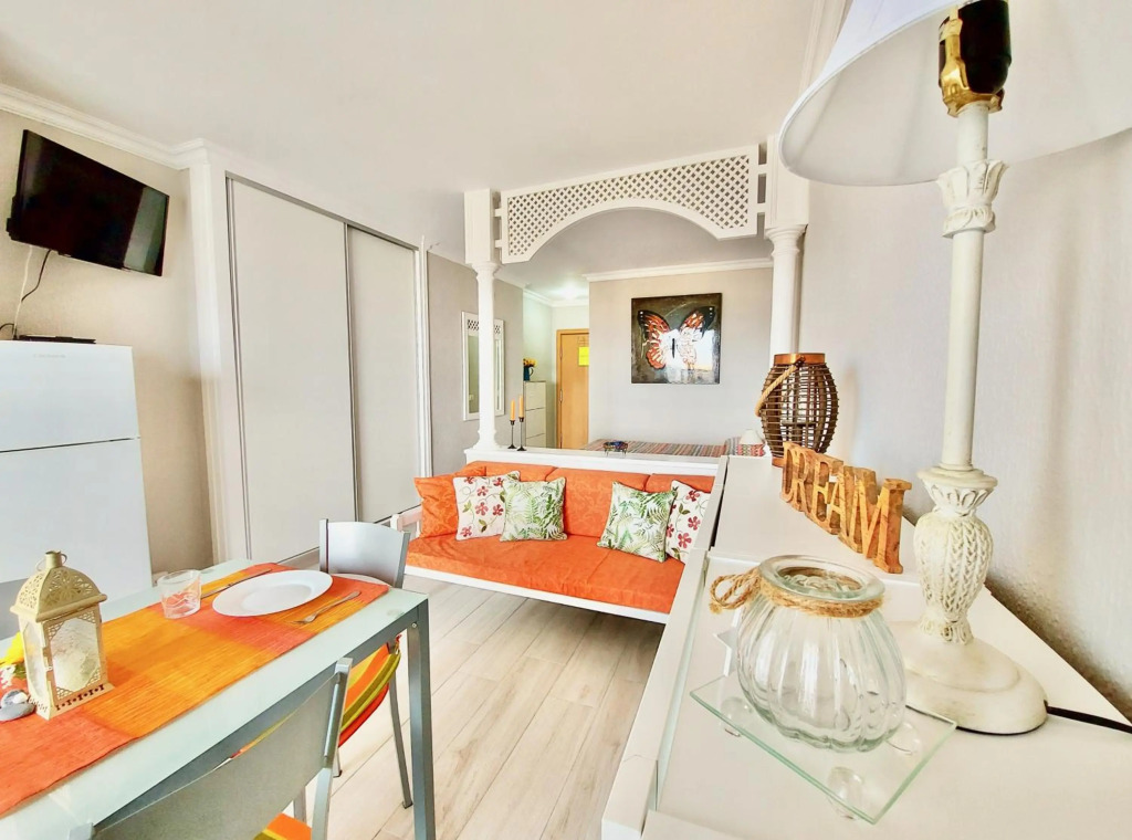 Ocean and Sky Studio Apartment