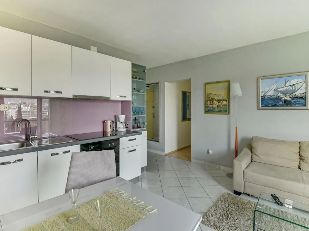 Homely Apartment in Split near Sea