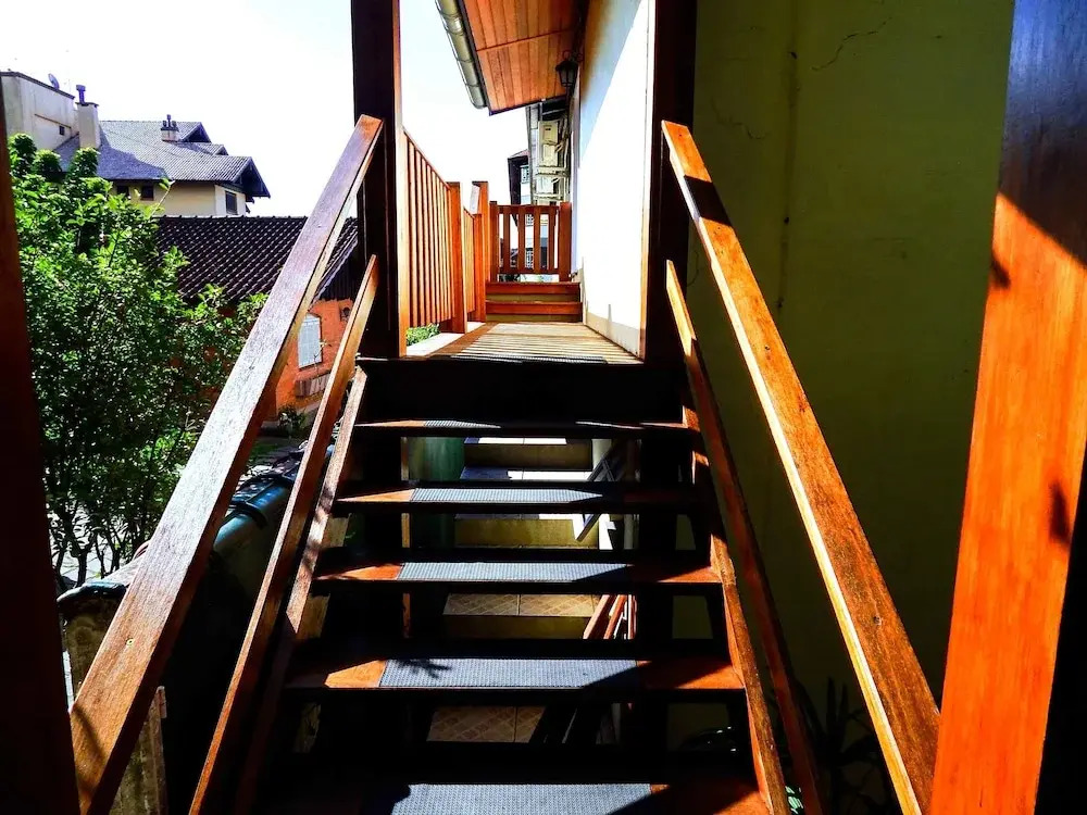 Apartamentos Sulla Collina Centro de Gramado localizado próximo da rua Coberta