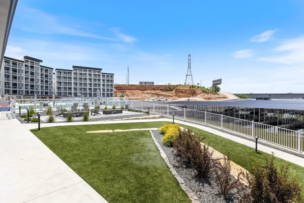 Brand New Complex, Central Location, Amazing Views