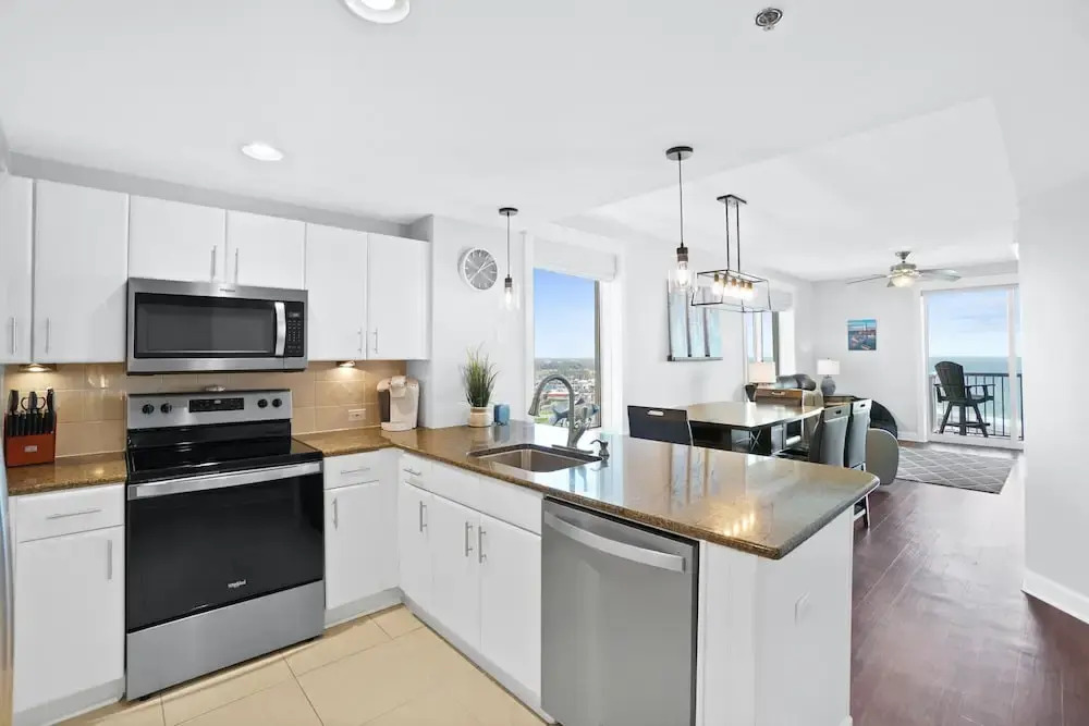 Grand Panama Tower 2 Pet Friendly Rentals by Panhandle Getaways