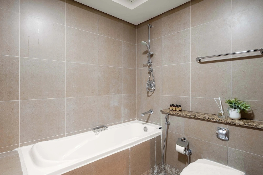 Silkhaus Elegant 1bdr Sky Gardens Difc Access