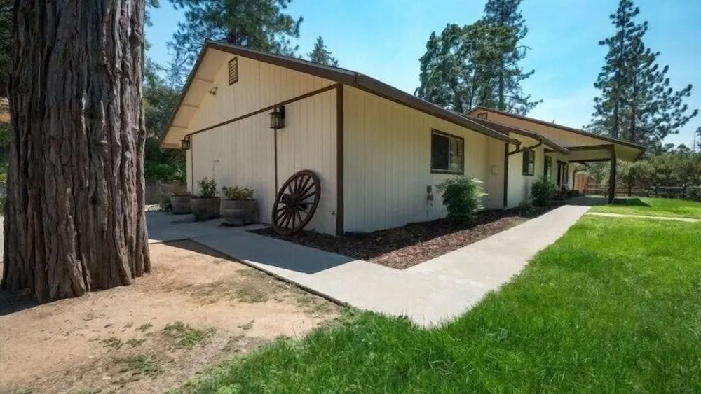 Scenic Wonders Blue Bird Ranch 3 Bd