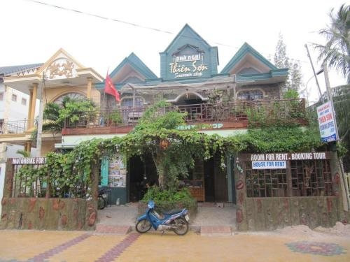 Thien Son Homestay - Giáp Biển