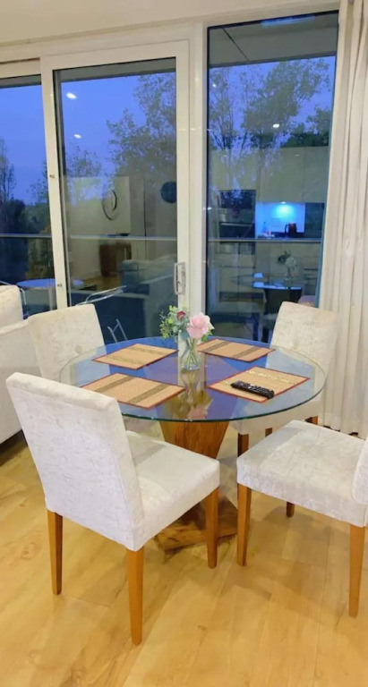 Impeccable 1-bed Apartment in London