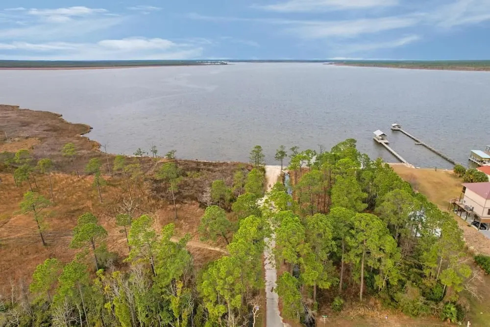 Stunning 3br/2.5ba, Pet Friendly, Sleeps 12